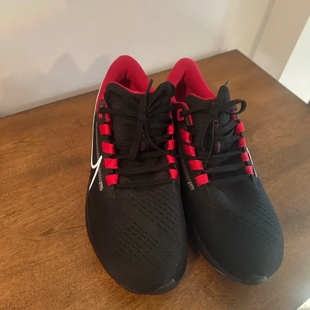 Unisex Atlanta Falcons Nike Black Zoom Pegasus 38 Running Shoe men 8.5 - Picture 2 of 15